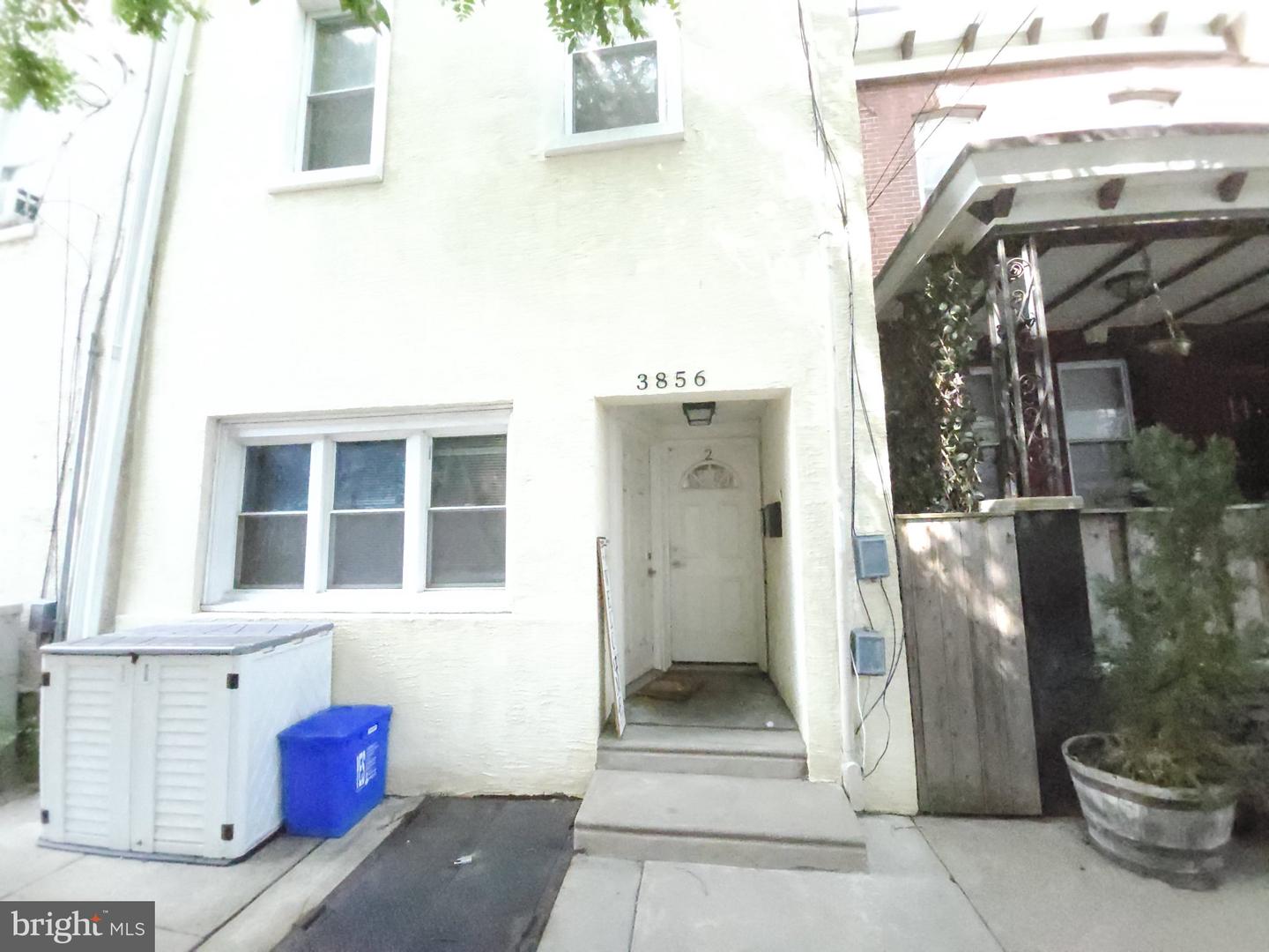 3856 Terrace St Property Photo 3