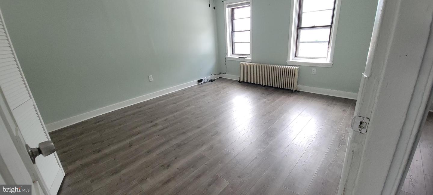4760 Richmond St #3rd Fl Property Photo 2