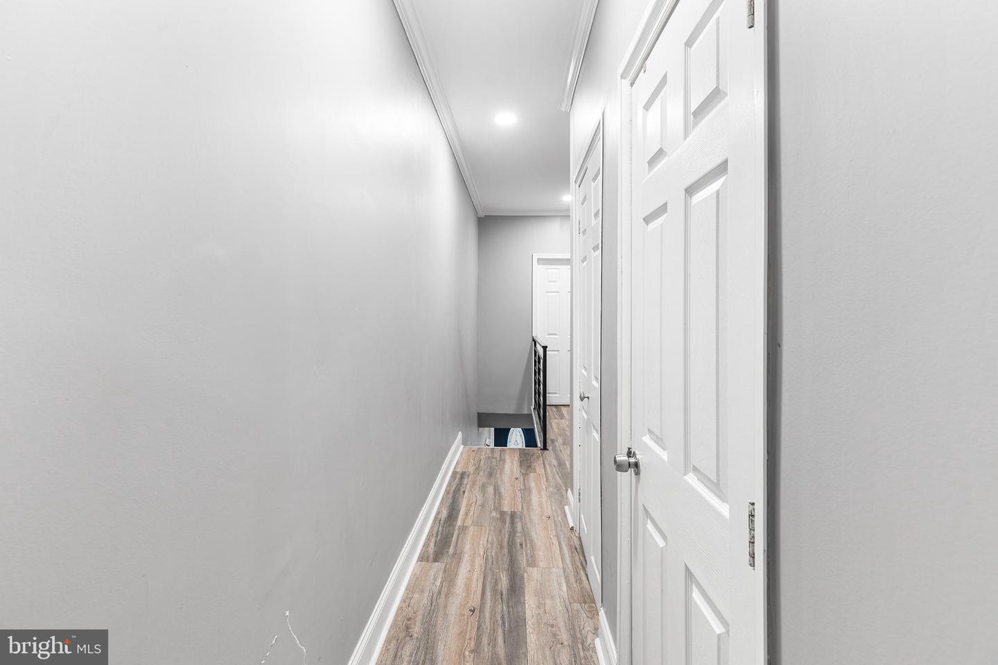 2032 S Beechwood St Property Photo 7