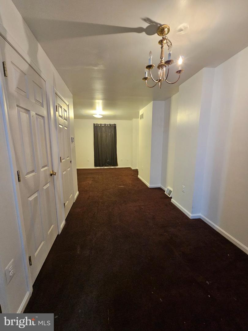 2523 W Sterner St Property Photo 10