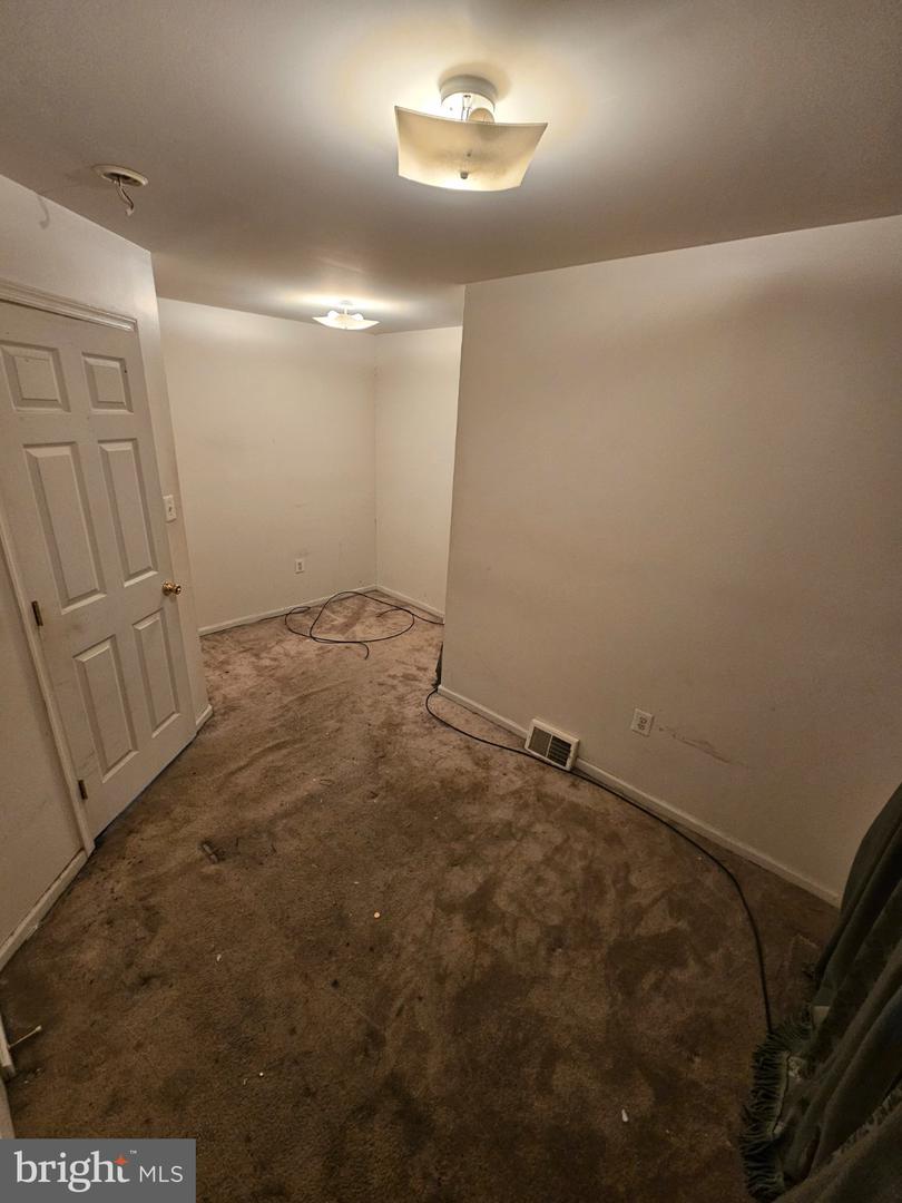 2523 W Sterner St Property Photo 18