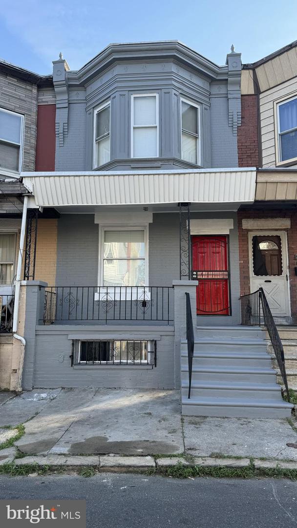 1662 S CONESTOGA ST Property Photo 1