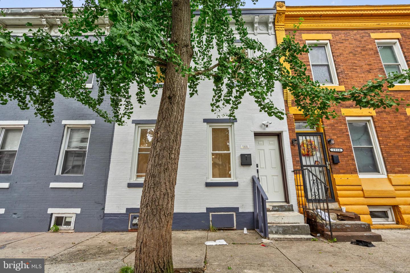 1908 N Croskey St Property Photo 1