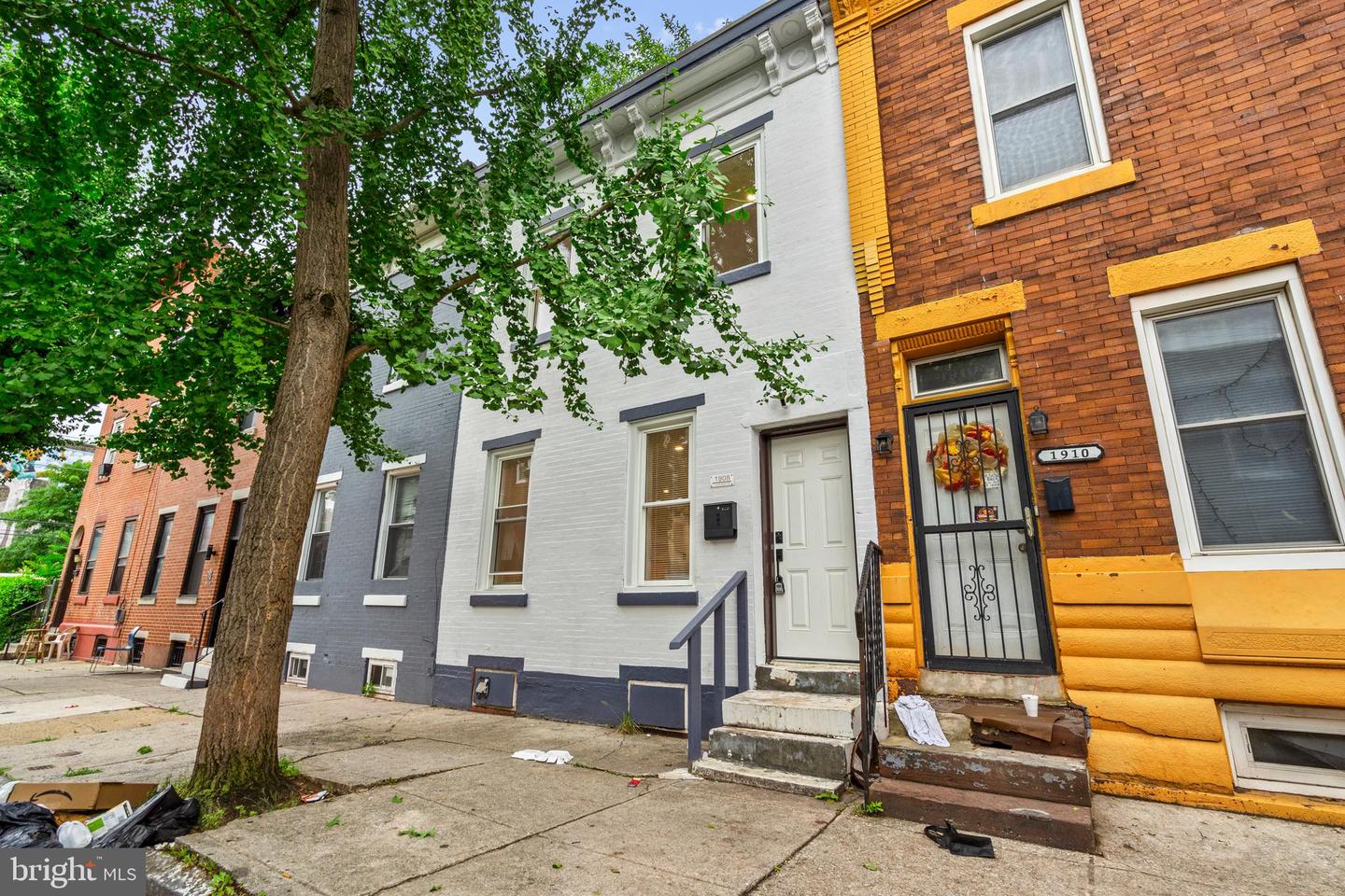 1908 N Croskey St Property Photo 2