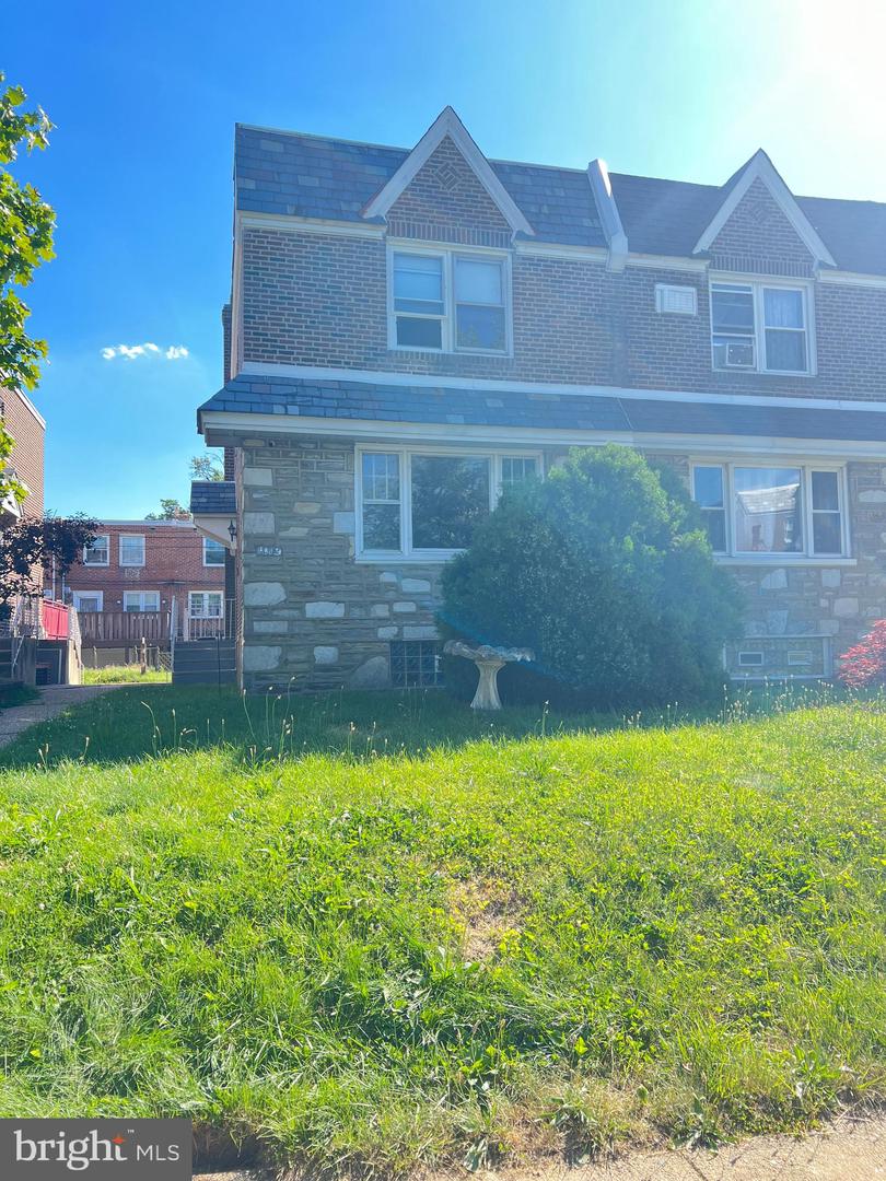 1012 Brighton St Property Photo 1