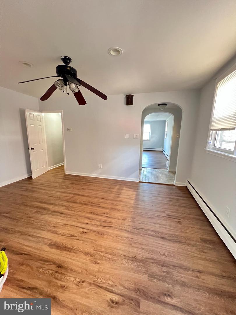 1012 Brighton St Property Photo 11