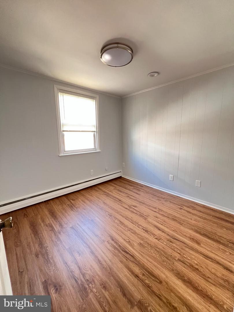 1012 Brighton St Property Photo 15