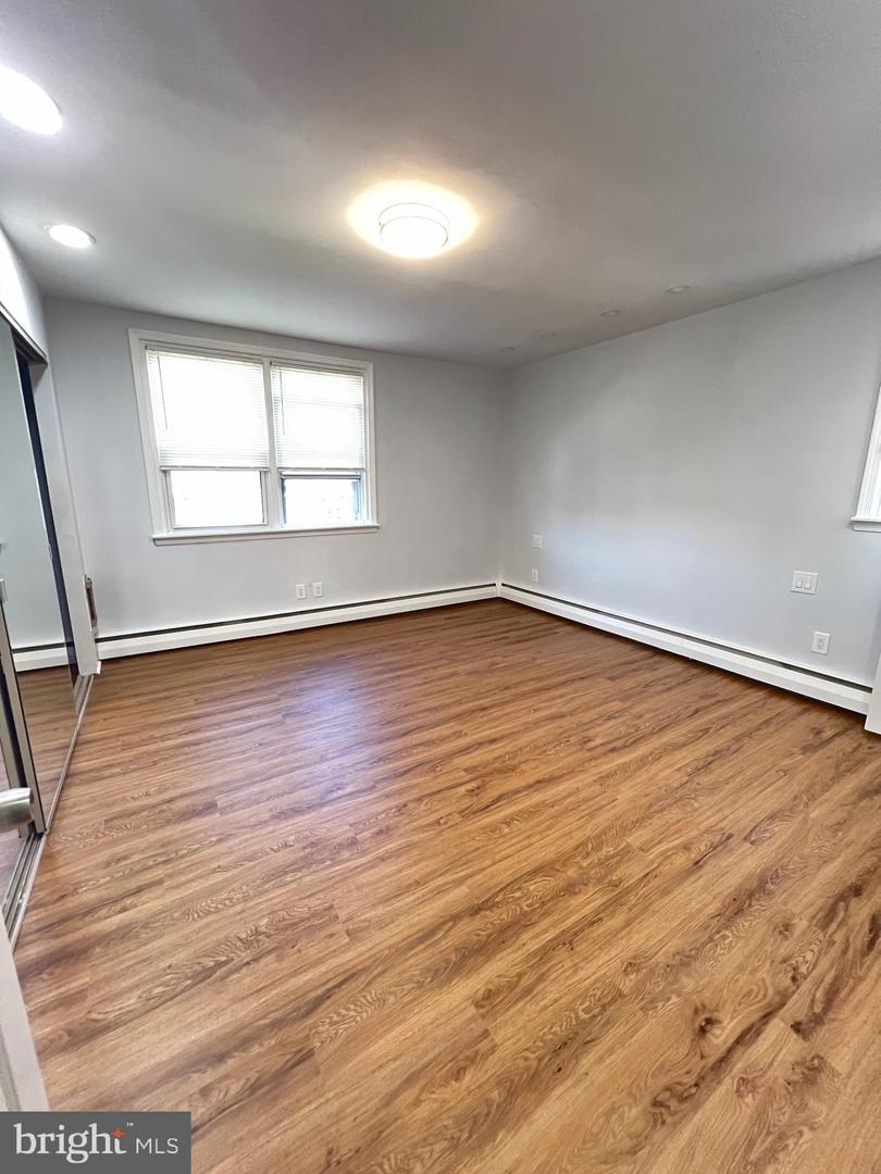 1012 Brighton St Property Photo 18