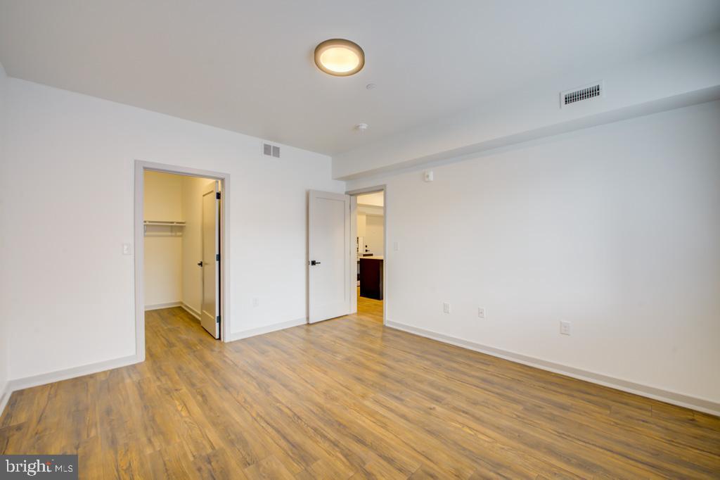 5001 Umbria St #p205 Property Photo 8