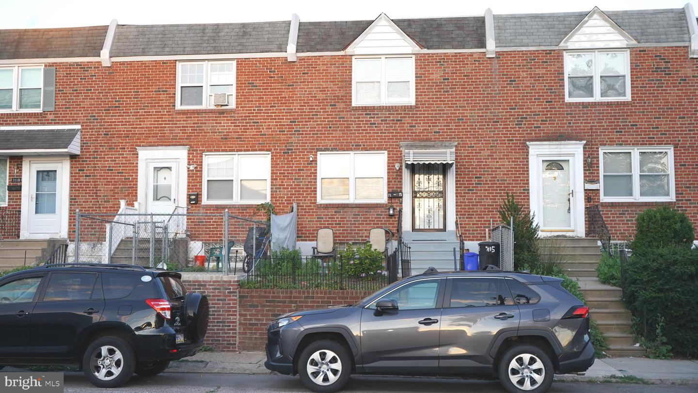 7115 BROUS AVE Property Photo 1