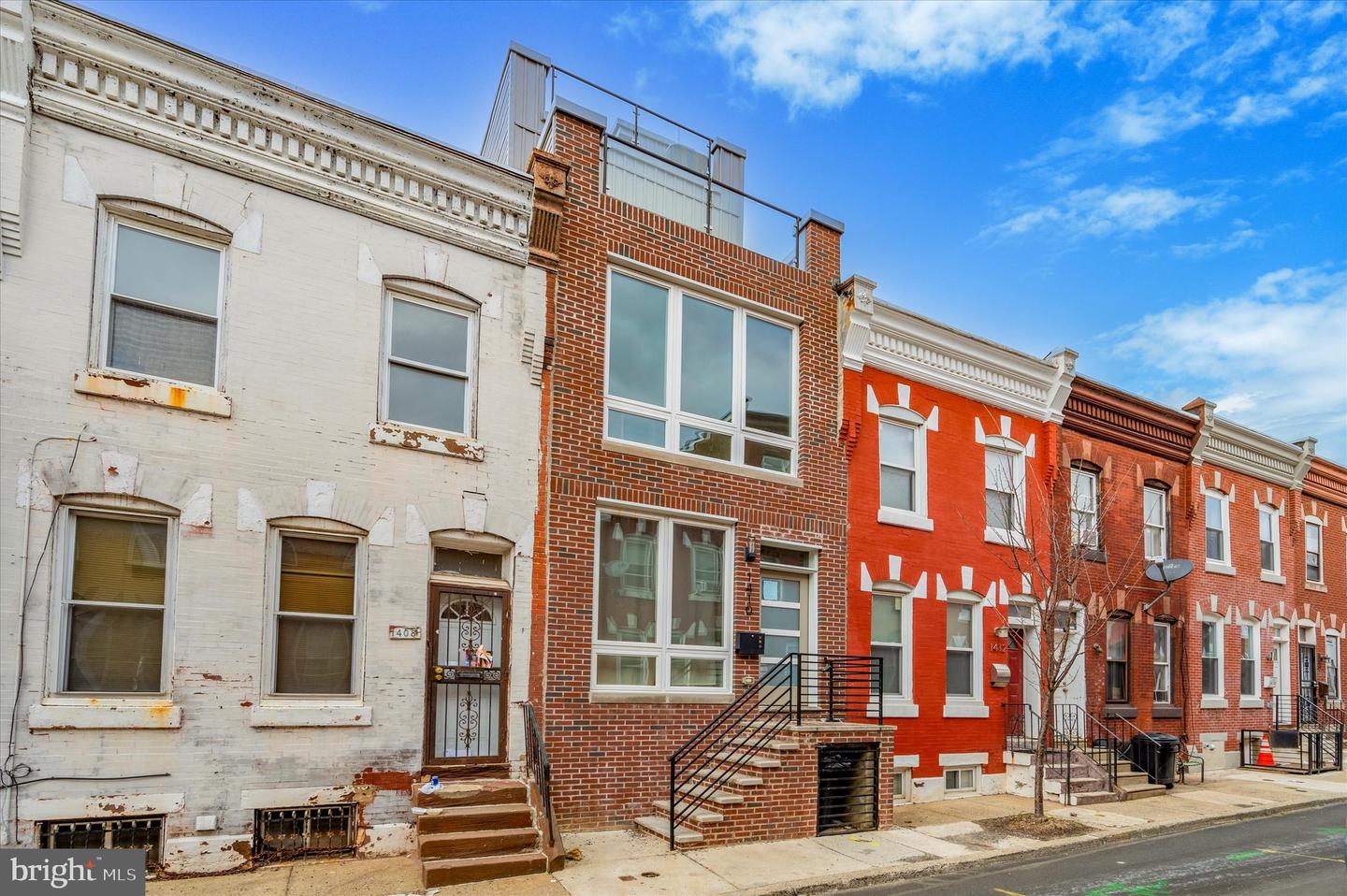 1410 N Dover St Property Photo 10