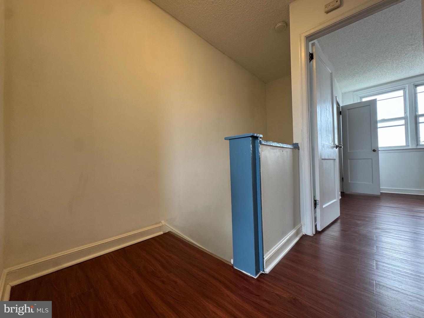 6243 Crafton St Property Photo 6