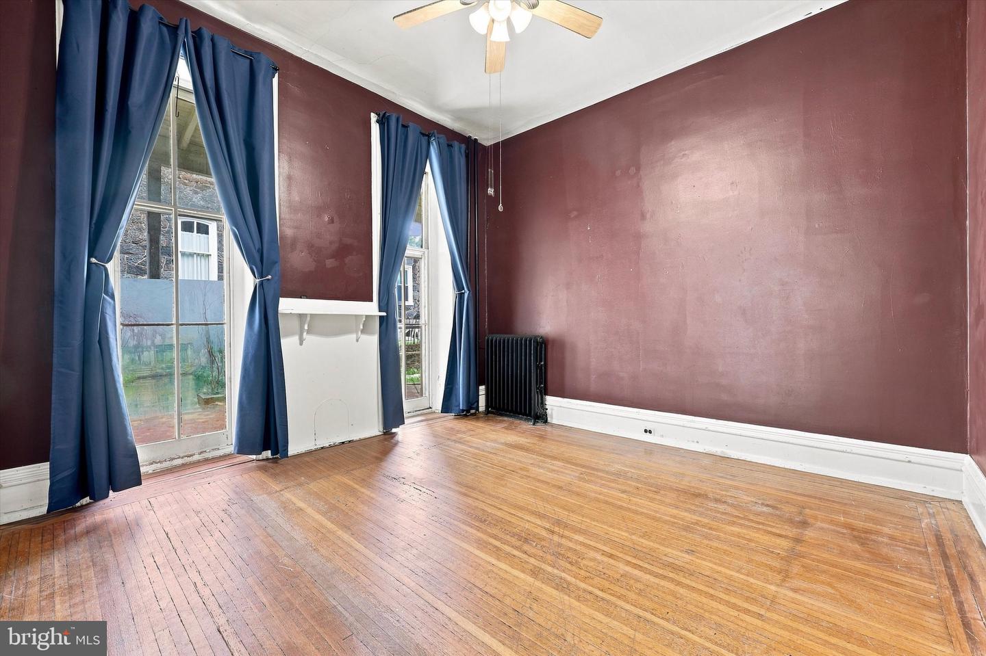140 Sumac St Property Photo 3
