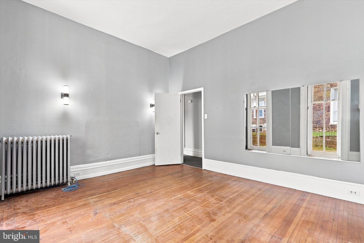 140 Sumac St Property Photo 10