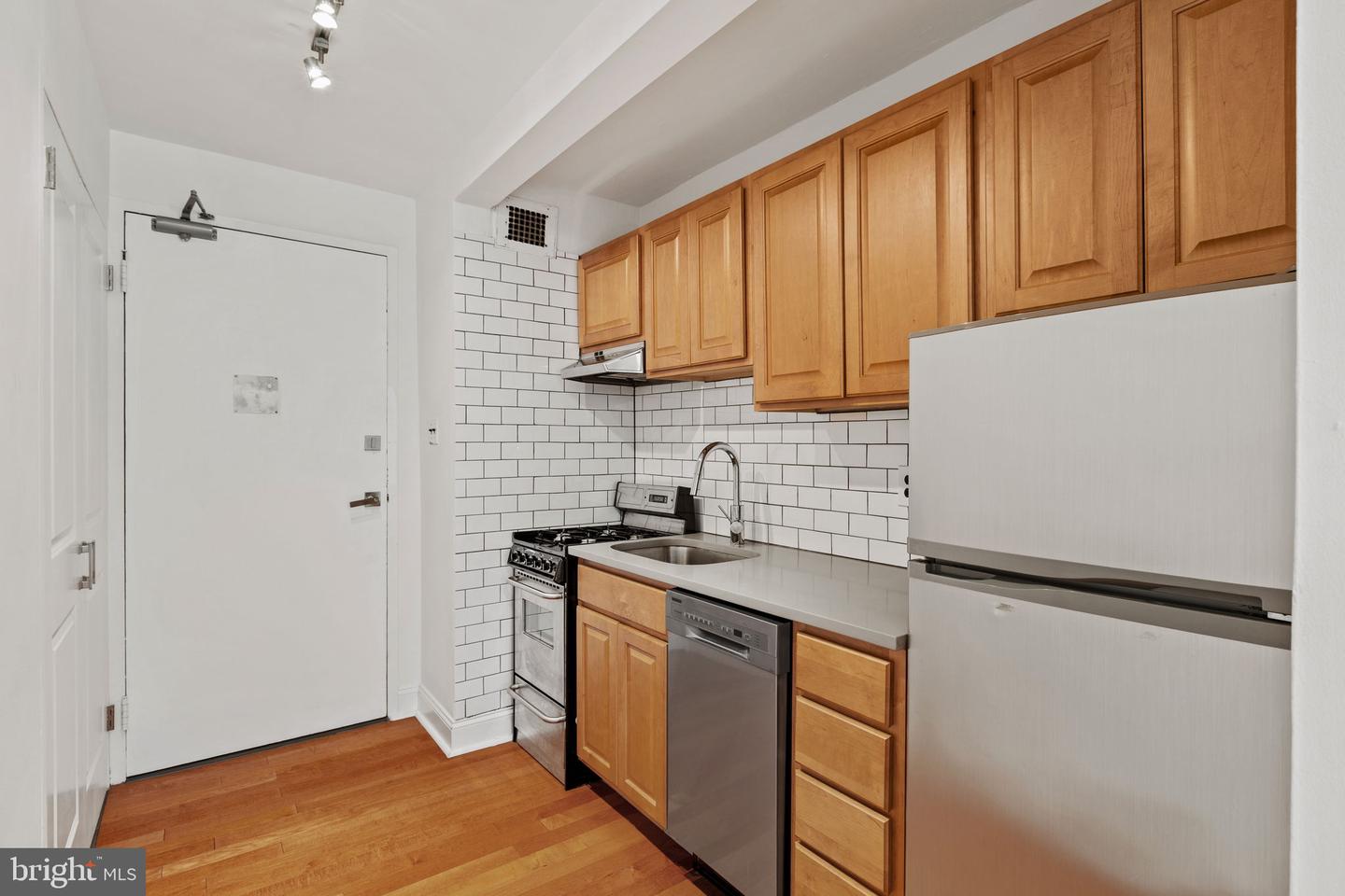 1810 Rittenhouse Sq #313 Property Photo 3