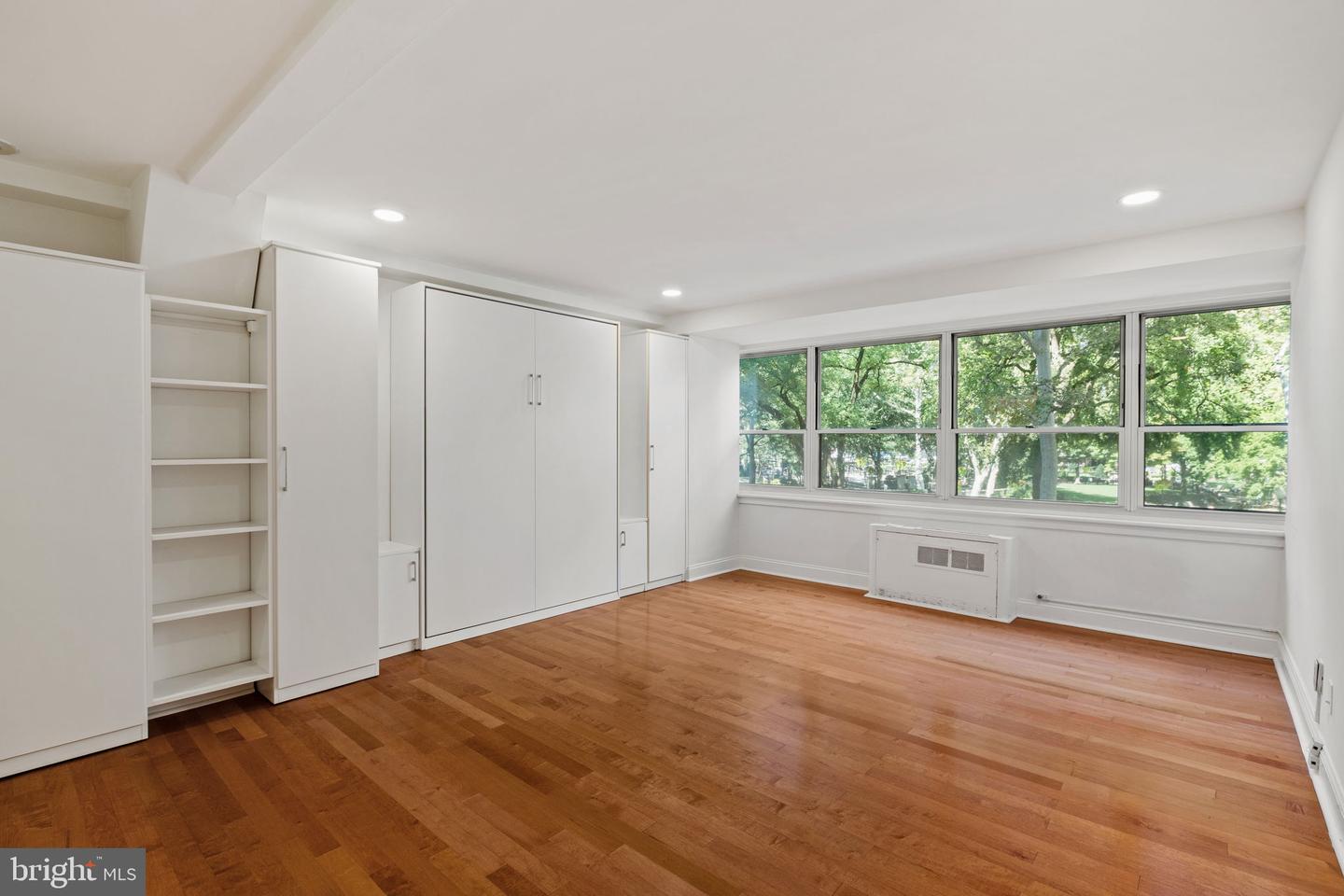 1810 Rittenhouse Sq #313 Property Photo 4
