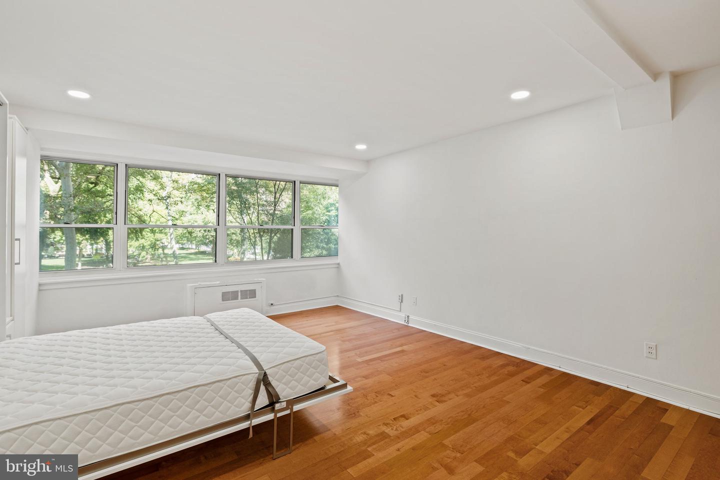 1810 Rittenhouse Sq #313 Property Photo 10