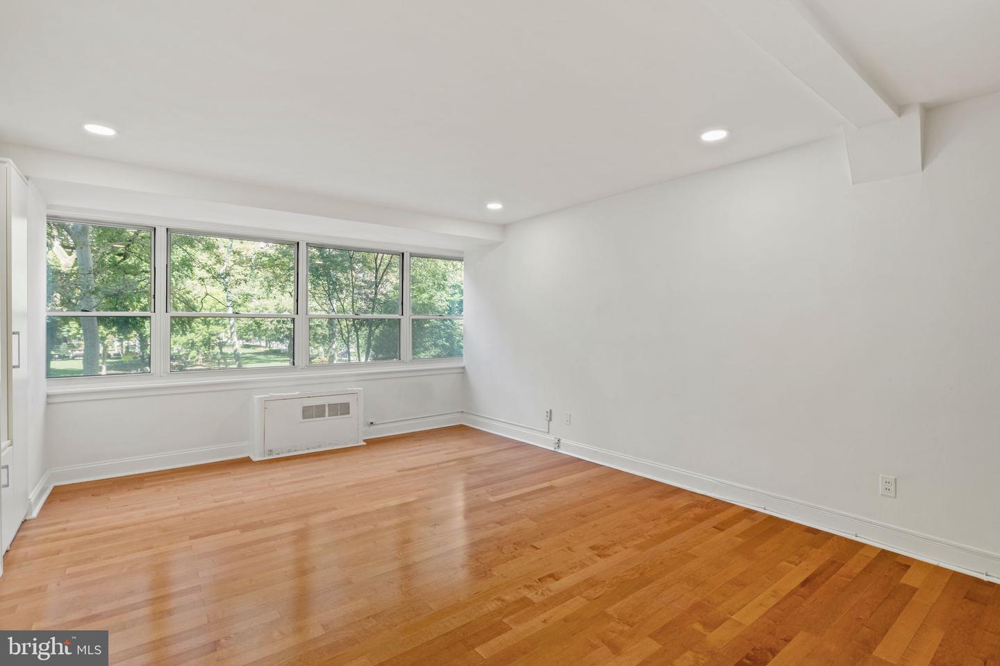 1810 Rittenhouse Sq #313 Property Photo 11