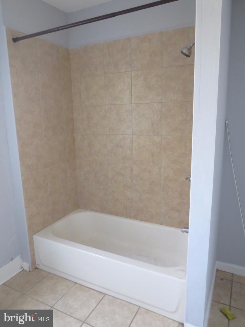 2821 Winton St Property Photo 4