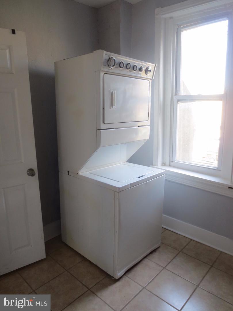 2821 Winton St Property Photo 5