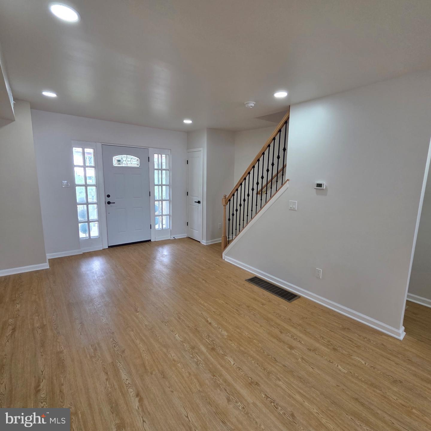 5712 Dunlap St Property Photo 35