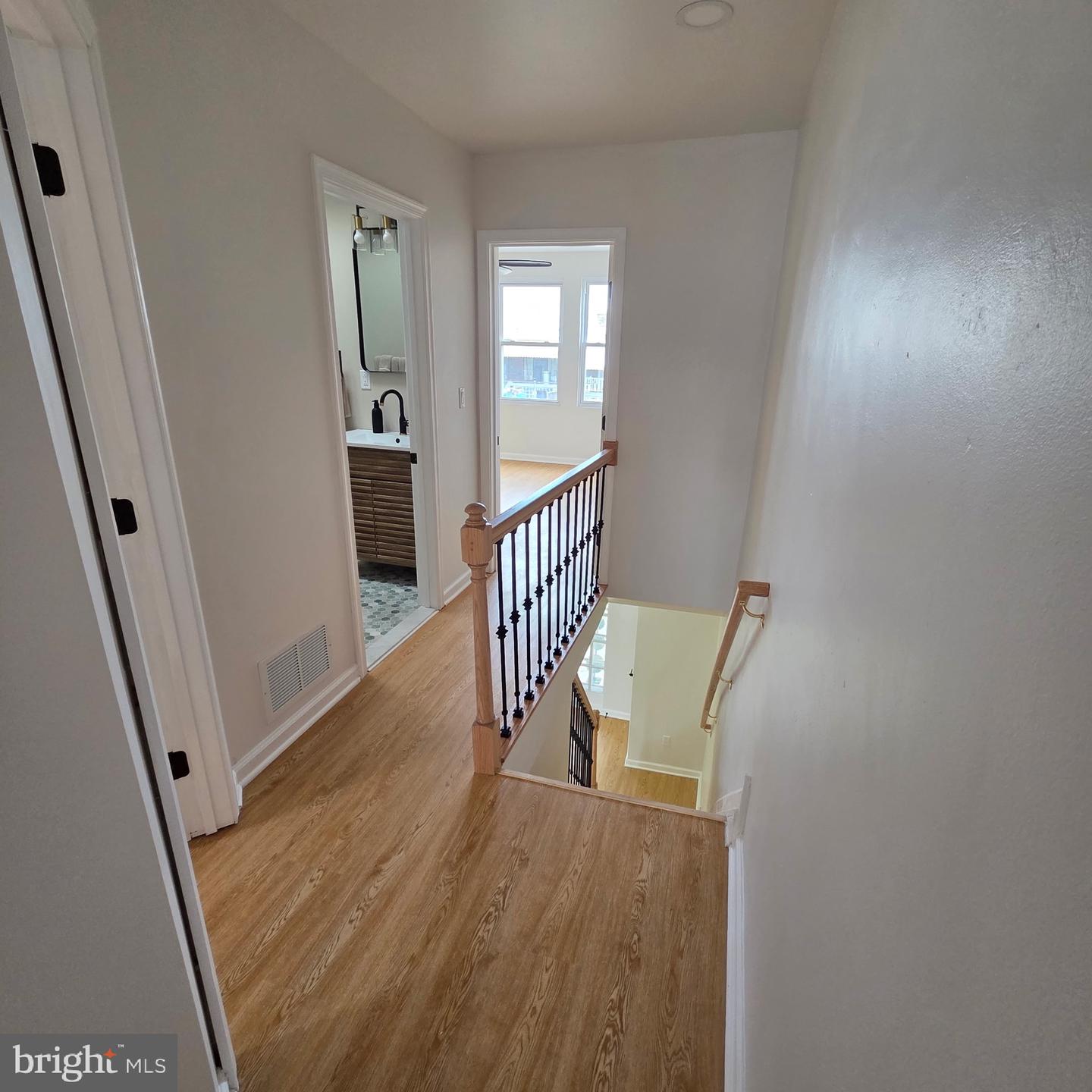 5712 Dunlap St Property Photo 52