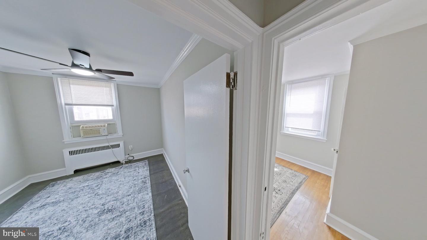 1905 W Olney Ave Property Photo 10