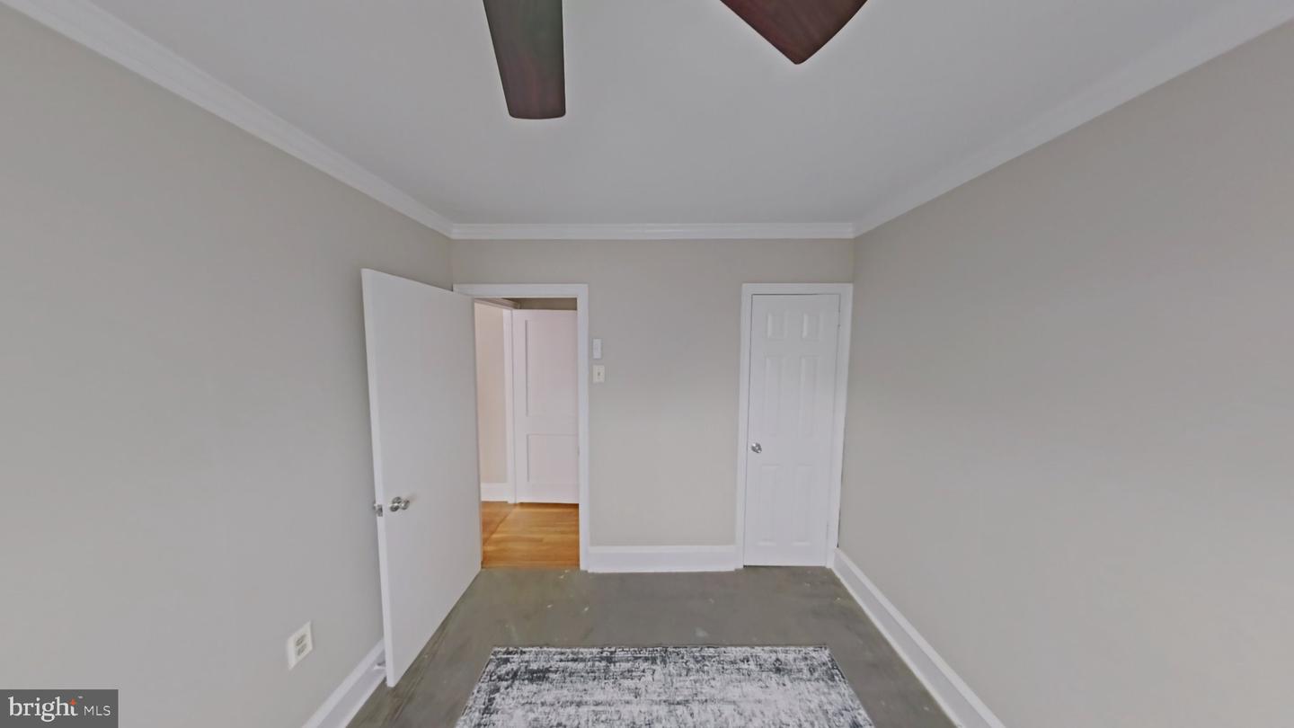 1905 W Olney Ave Property Photo 12