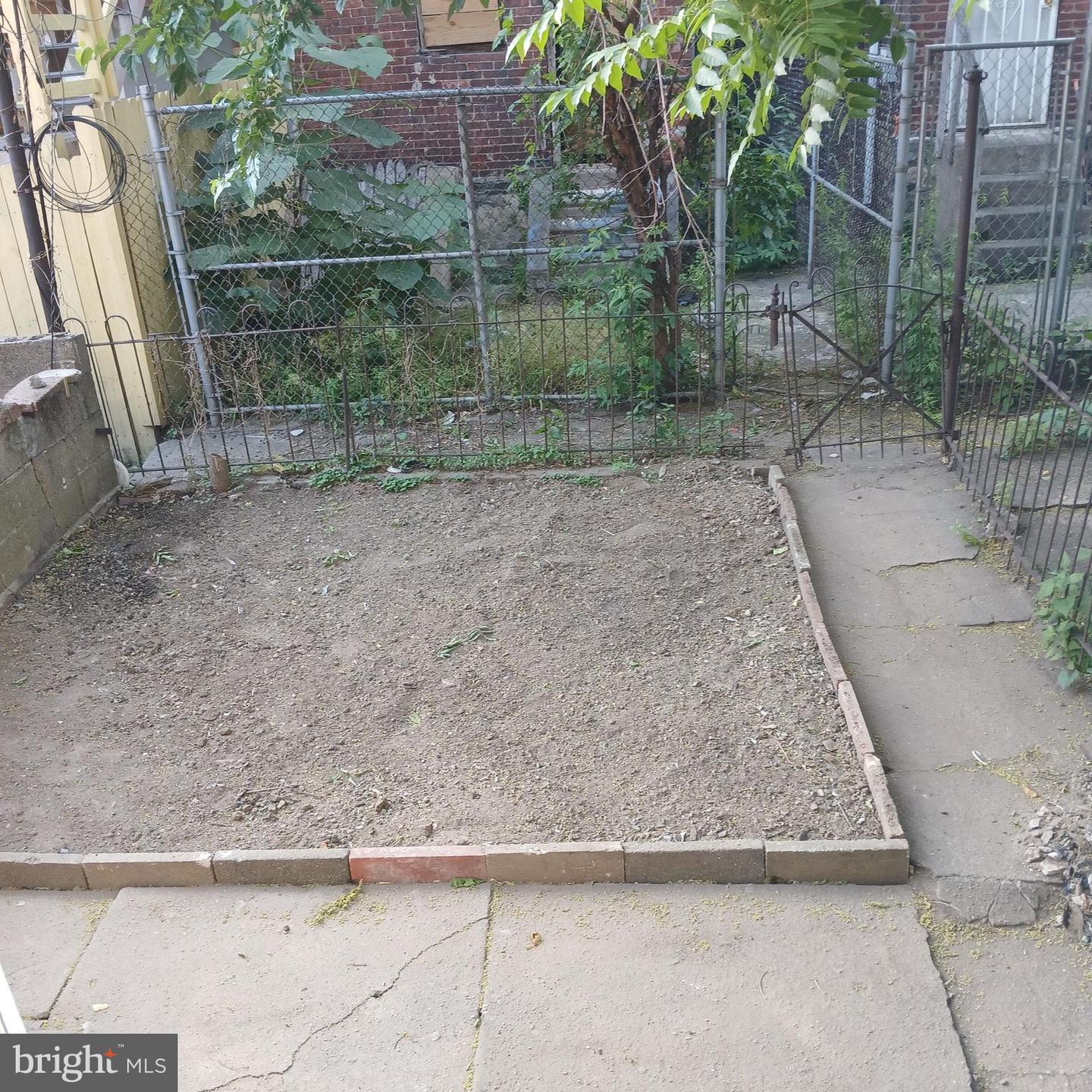 2918 Tulip St Property Photo 13