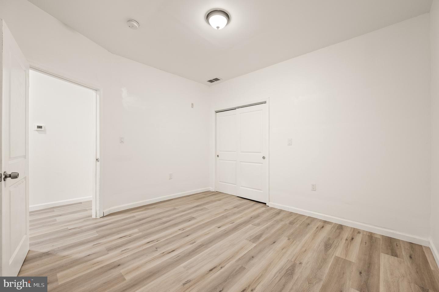 1633 Germantown Ave Property Photo 10