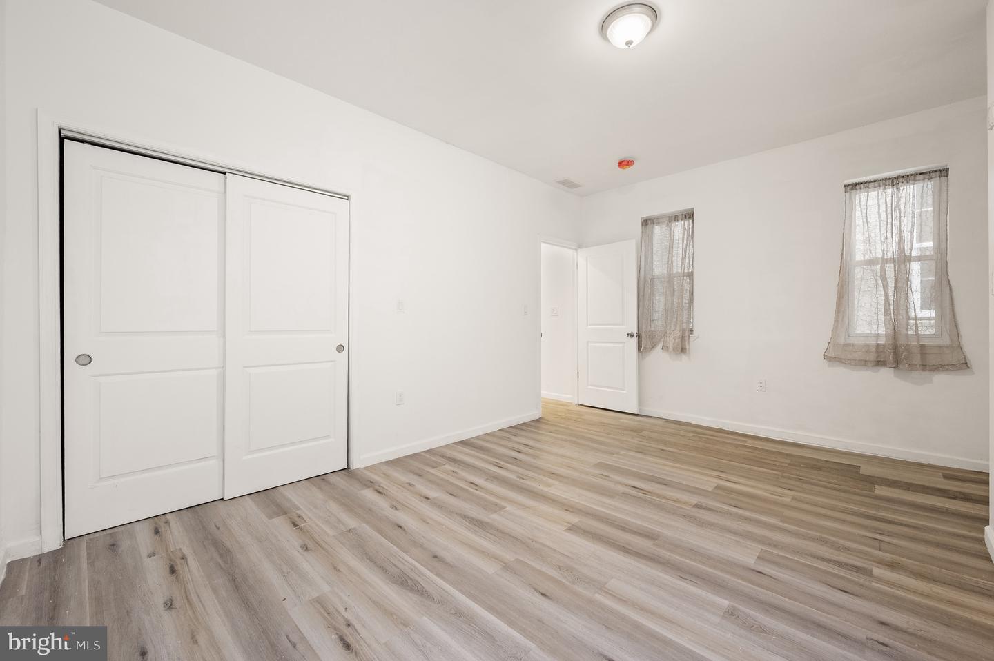 1633 Germantown Ave Property Photo 12
