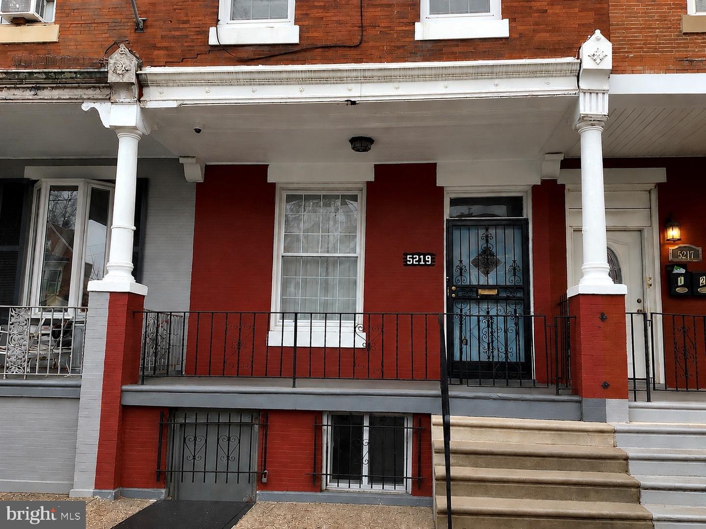 5219 CEDAR AVE #1ST FLOOR Property Photo 1