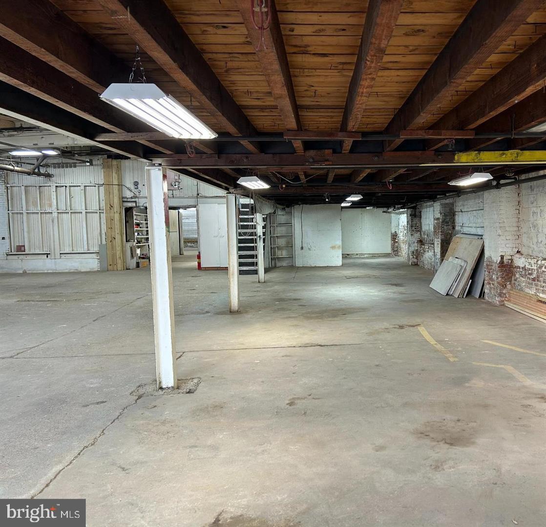 3521 F St Property Photo 5