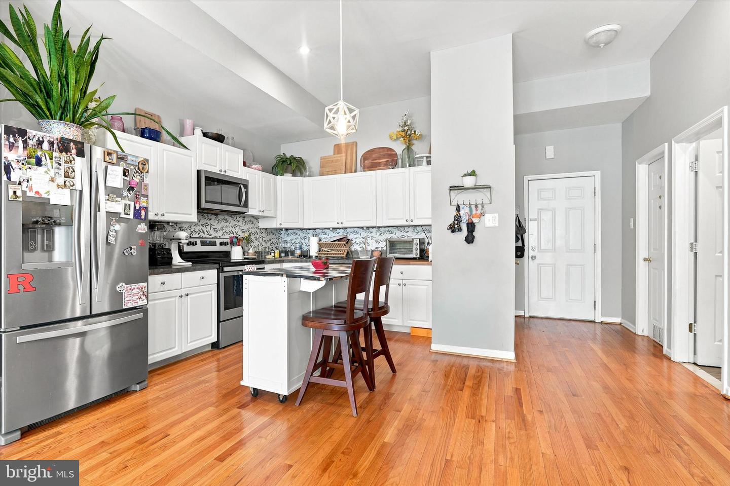 444 Moyer St Property Photo 4