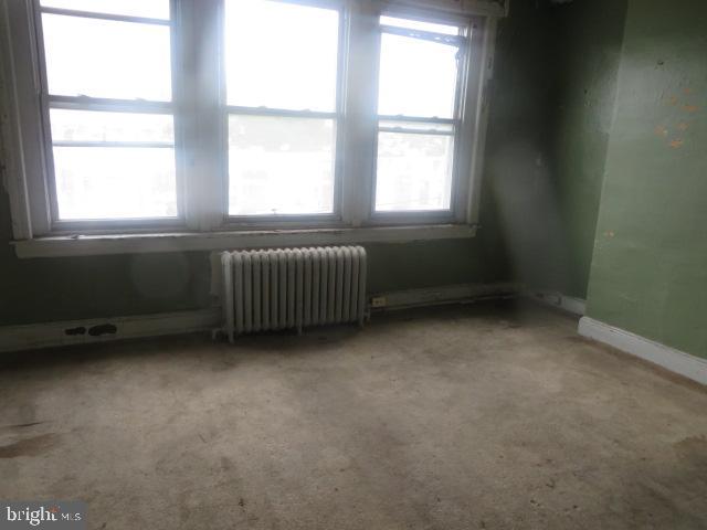 2930 W Oxford St Property Photo 8