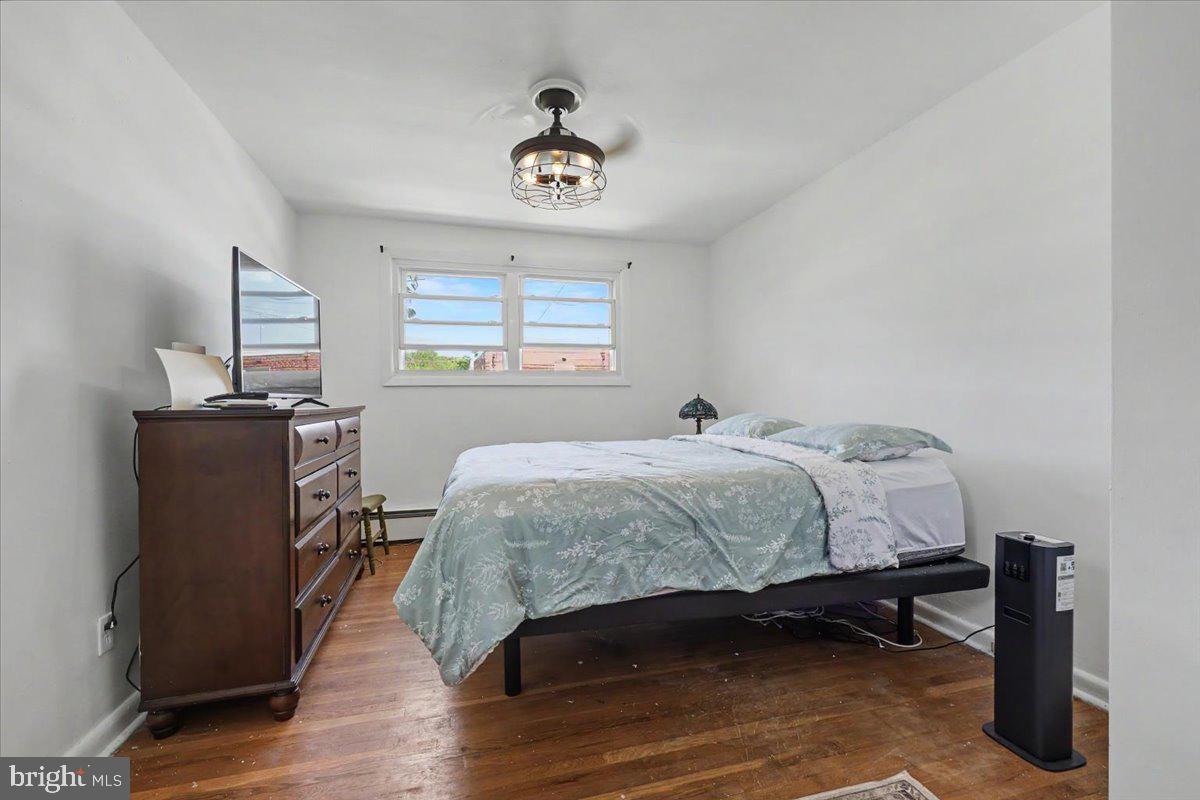 8512 Frontenac St Property Photo 18