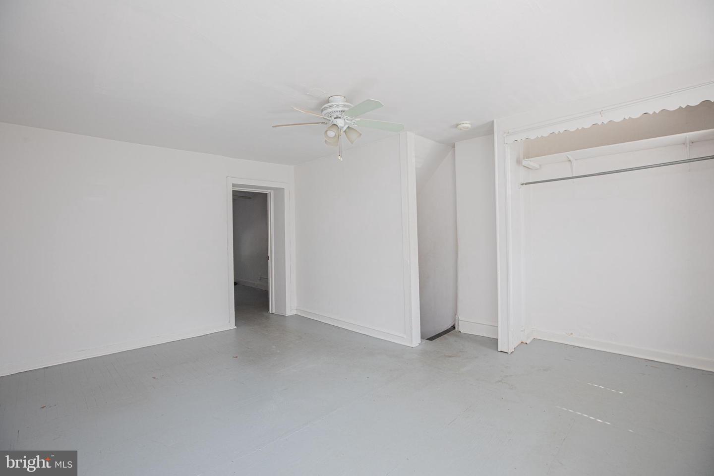 470 Conarroe St Property Photo 23