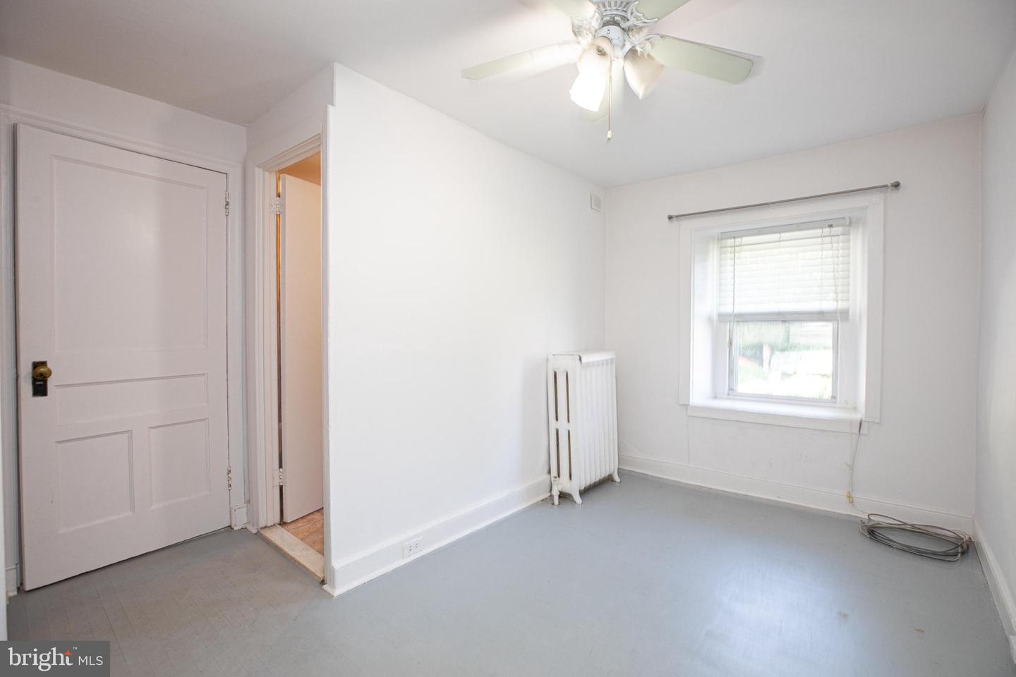 470 Conarroe St Property Photo 25
