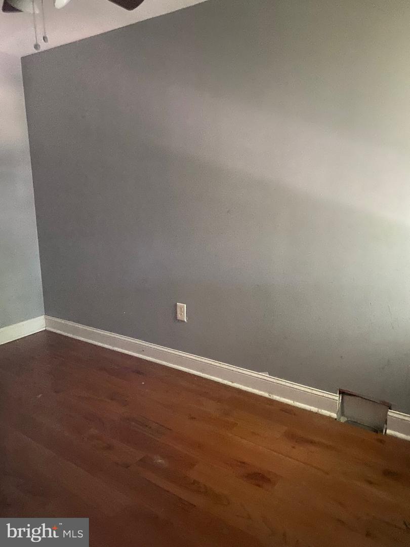 1245 N Newkirk St Property Photo 7