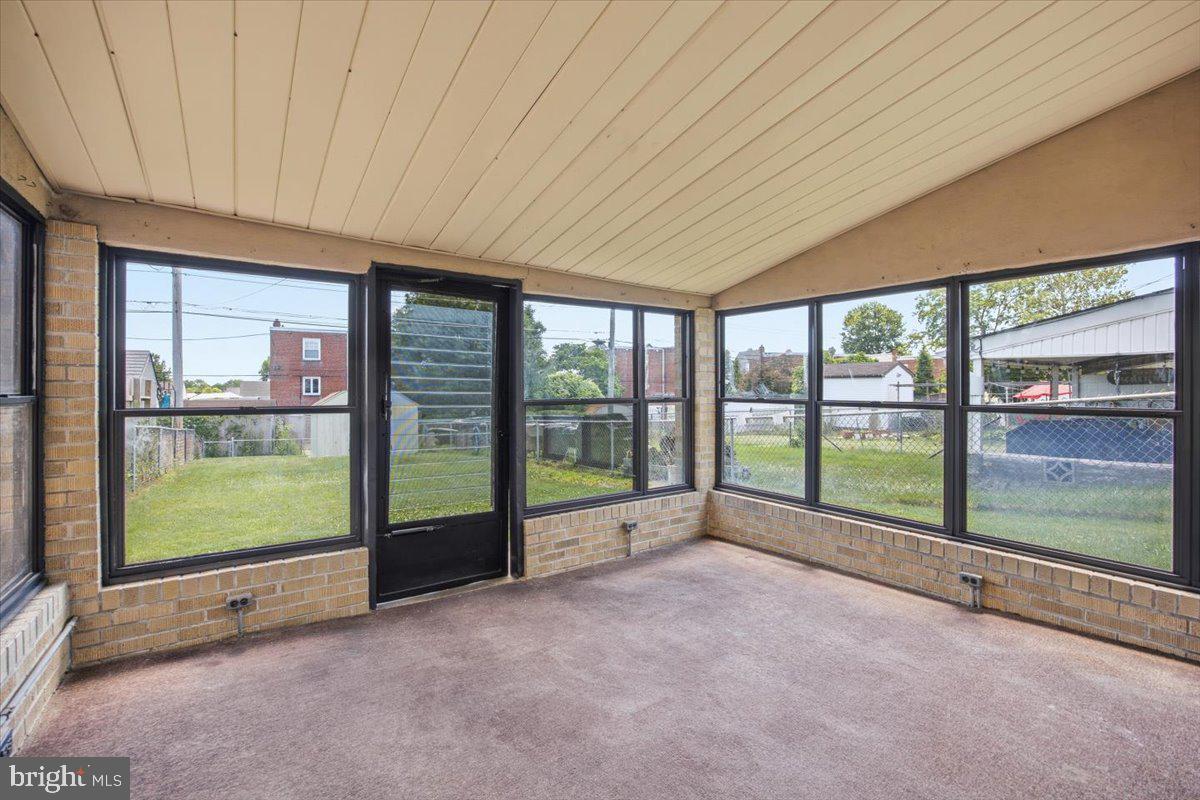 9955 Bridle Rd Property Photo 30