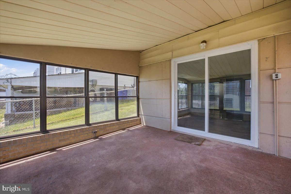 9955 Bridle Rd Property Photo 31