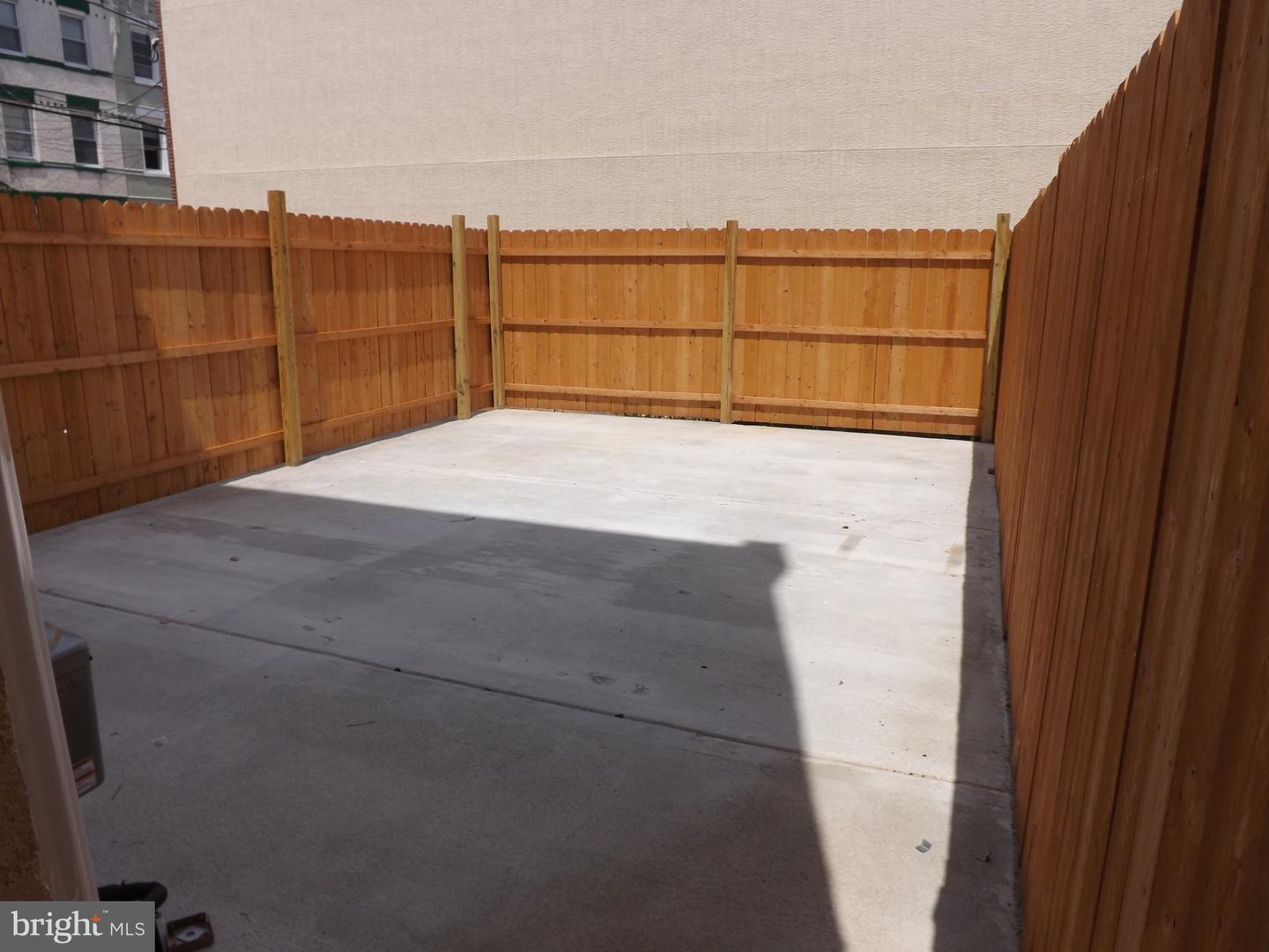 1805 W Berks Property Photo 10