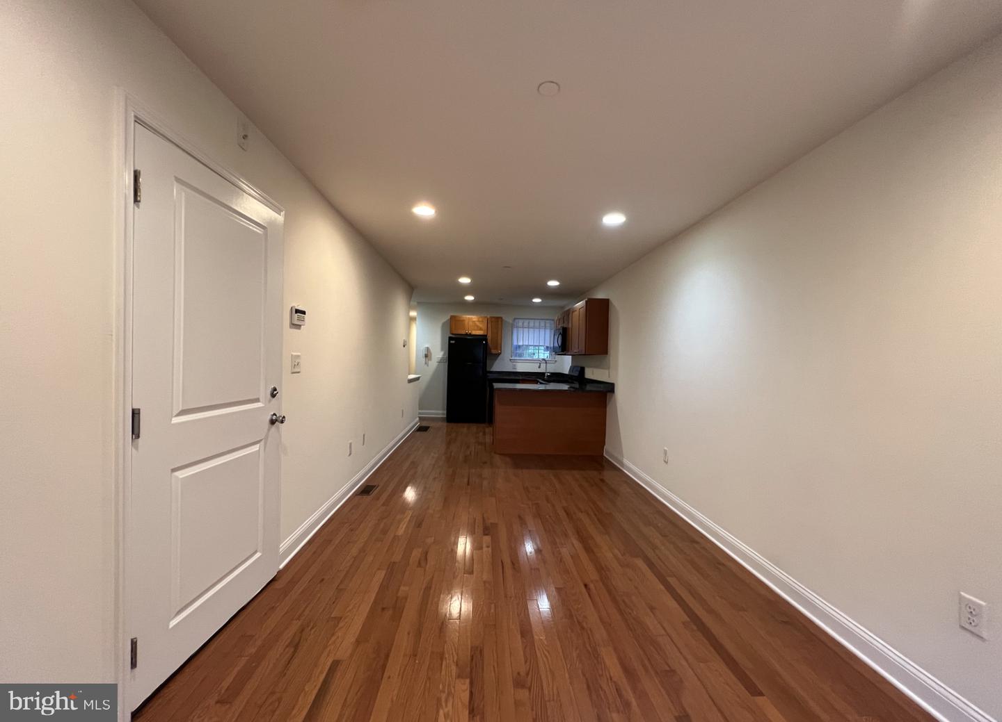 2219 N Camac St Property Photo 4