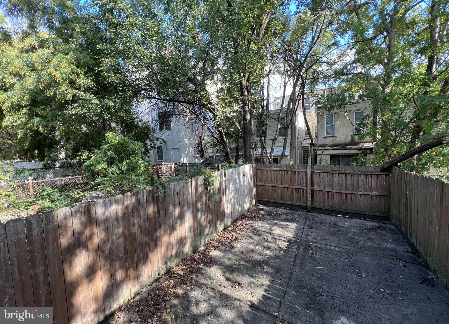 2219 N Camac St Property Photo 7