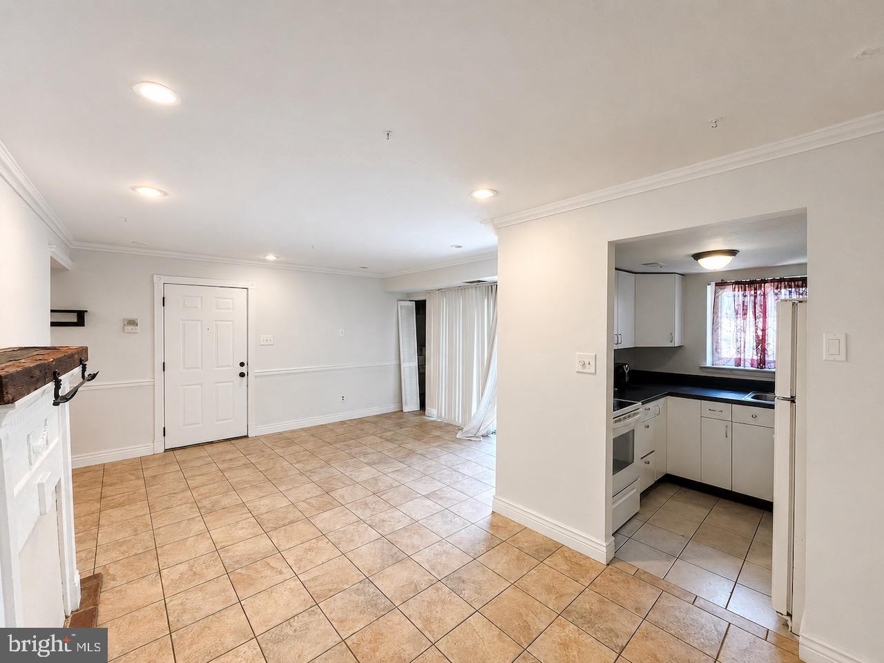 8030-00 Ditman St #55j Property Photo 5