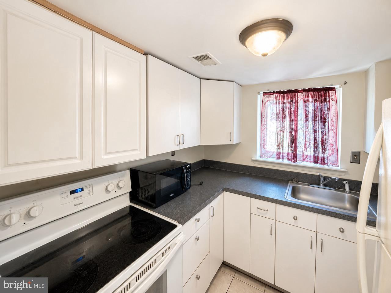 8030-00 Ditman St #55j Property Photo 7