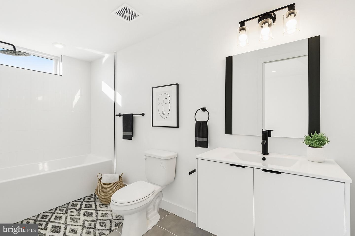 1540 Frankford Ave #- Unit 4c Property Photo 9