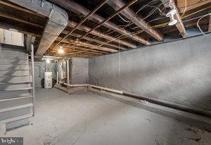 1635 Etting St Property Photo 21