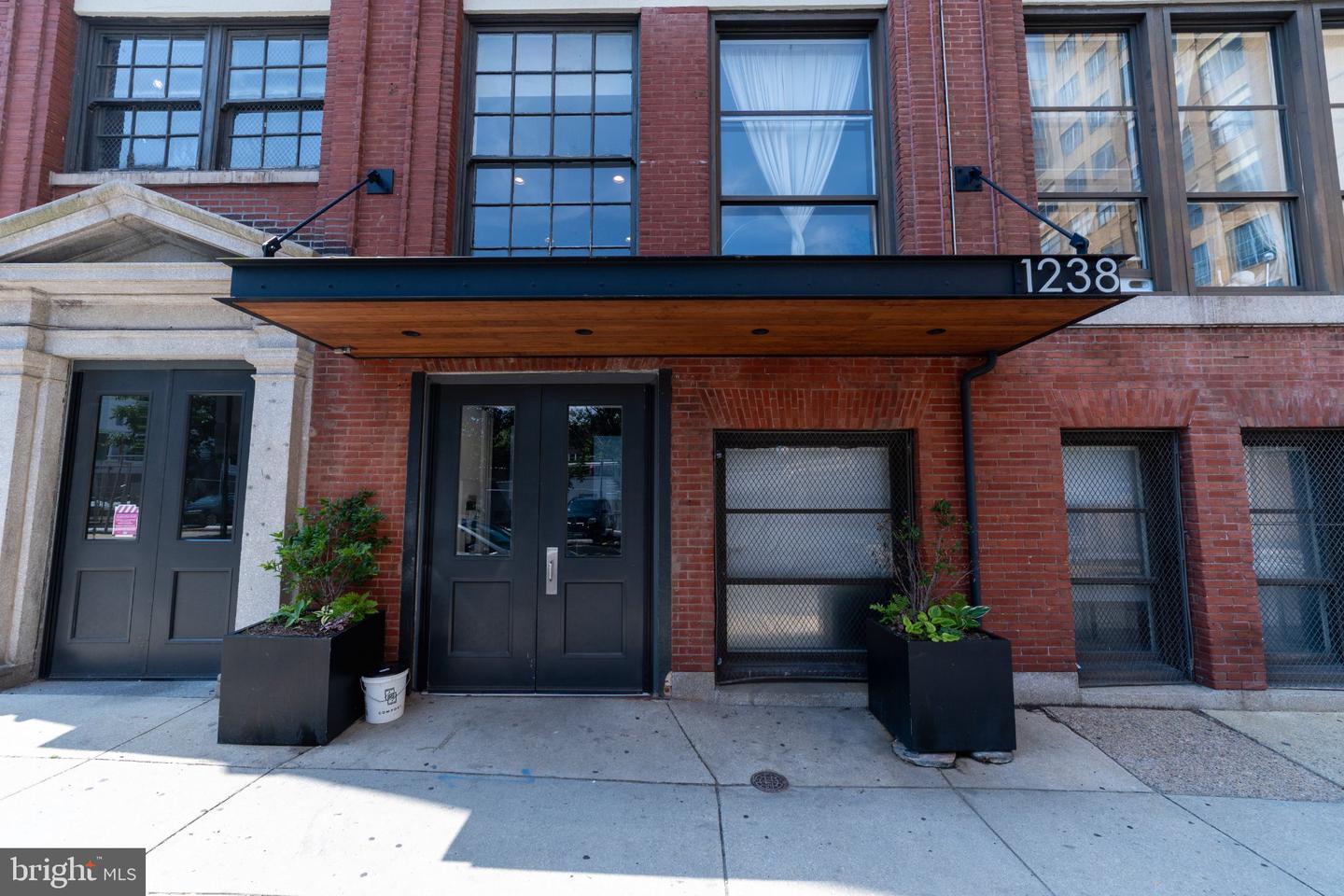 1238 CALLOWHILL ST #101