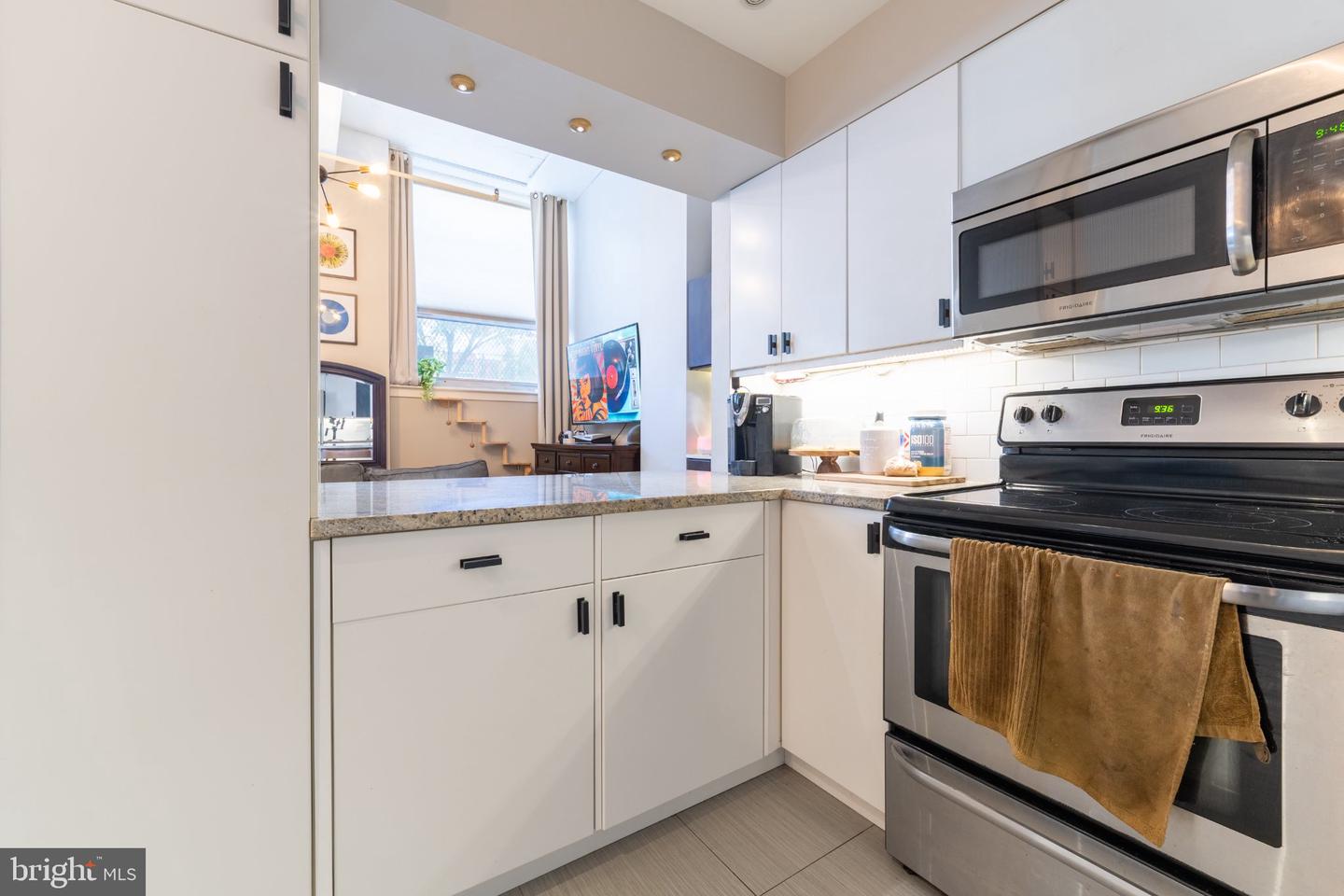 1238 Callowhill St #101 Property Photo 10